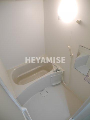 バス・シャワールーム　※反転間取りの別の階のお部屋の画像です※現況を優先します