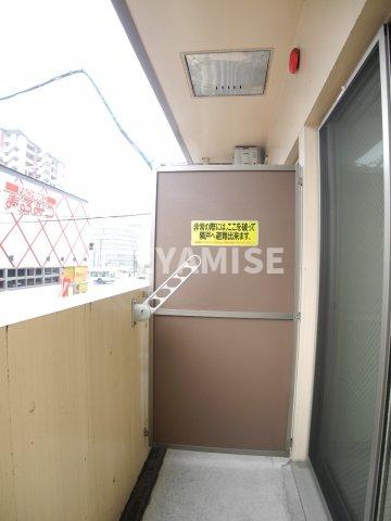 バルコニー　※反転間取りの別の階のお部屋の画像です※現況を優先します