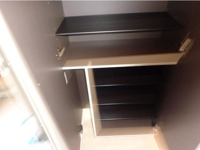 玄関　★同施工会社参考写真★