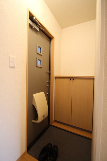 玄関　※他号室の写真です