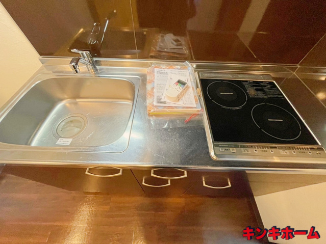 キッチン　写真は別のお部屋のものでございます