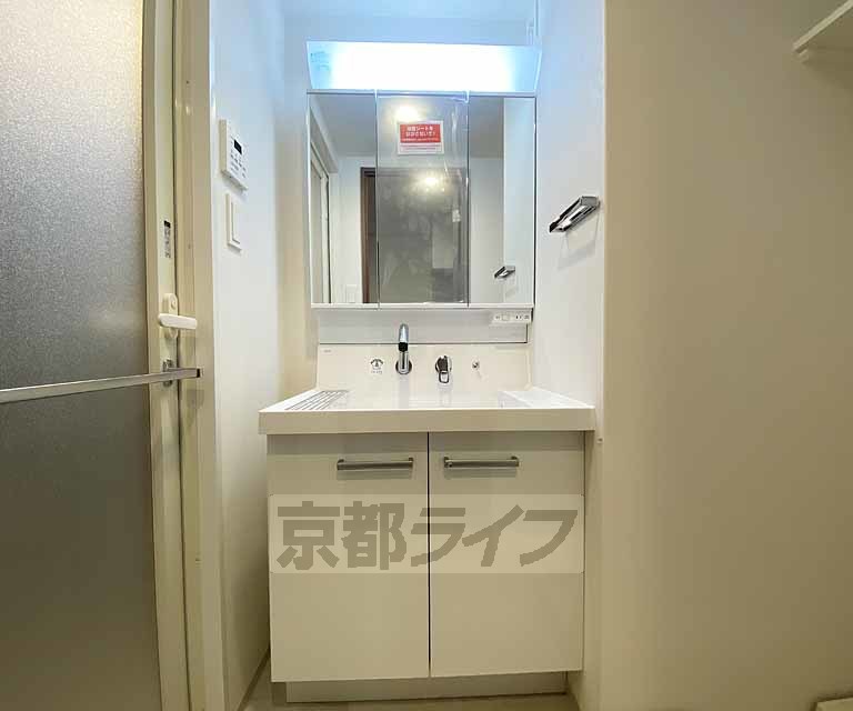 洗面設備　独立洗面台