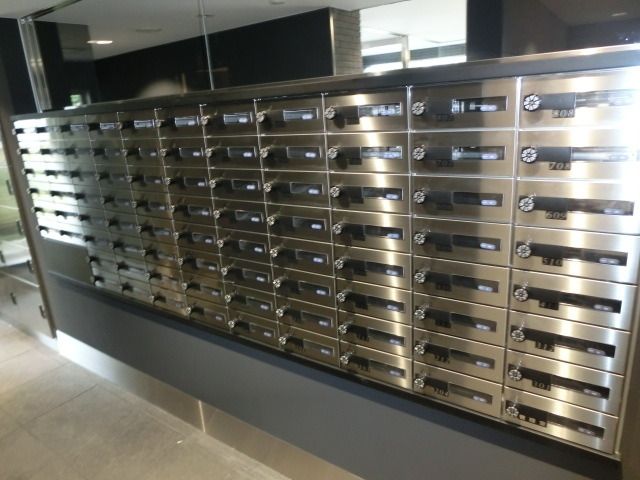 エントランス　集合ポストです