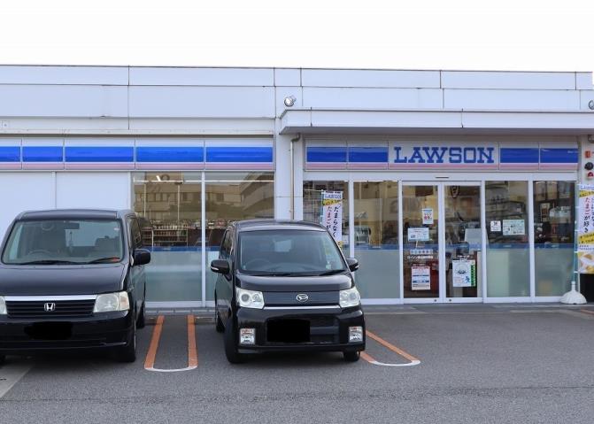 コンビニ　ローソン（コンビニ）まで550m