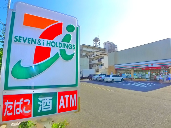 コンビニ　セブンイレブン（コンビニ）まで90m