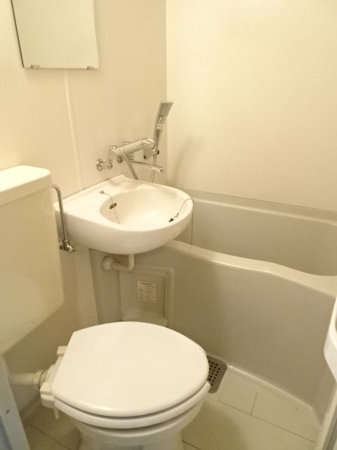 バス・シャワールーム