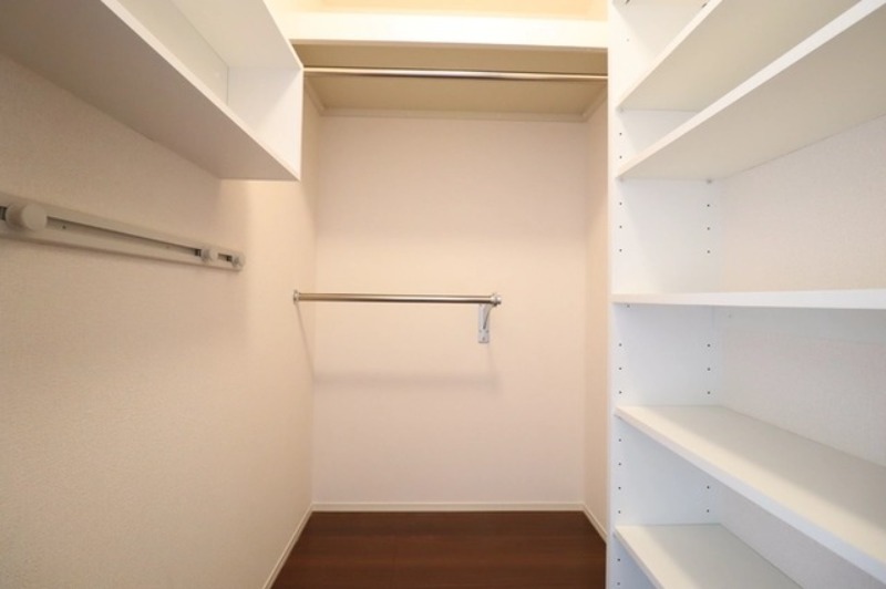 収納　図面と現状に相違がある場合には現状を優先