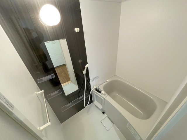 バス・シャワールーム　※退去前の為、別部屋の写真になっております