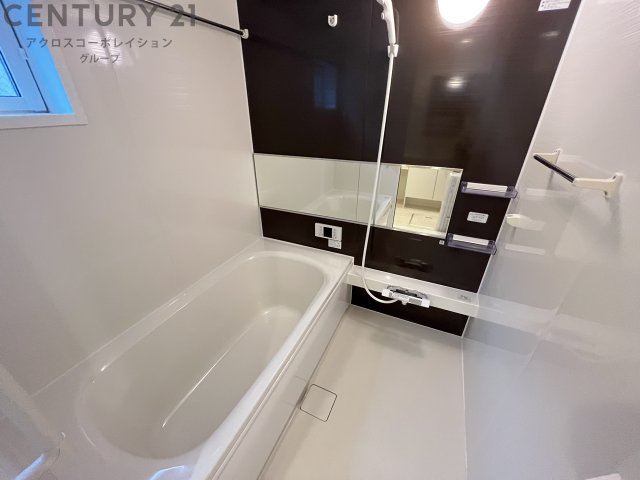 バス・シャワールーム　追い炊き機能・浴室乾燥機付きで便利！