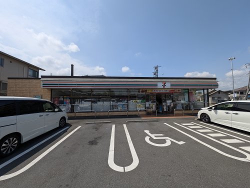 コンビニ　セブンイレブン 入間黒須1丁目店（コンビニ）まで245m