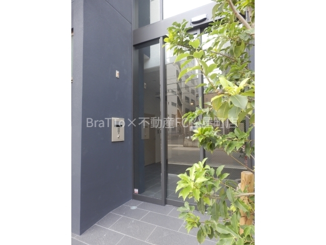 エントランス　マンション共有部分（オートロック付き）