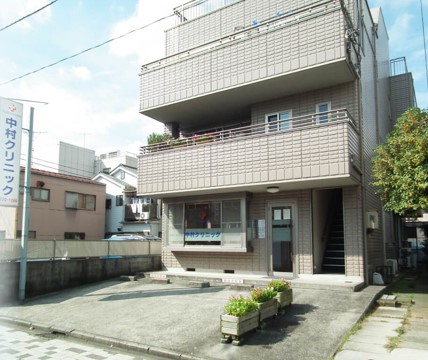 病院　中村クリニック（病院）まで661m