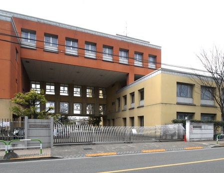 中学校　玉川中学校（中学校）まで553m