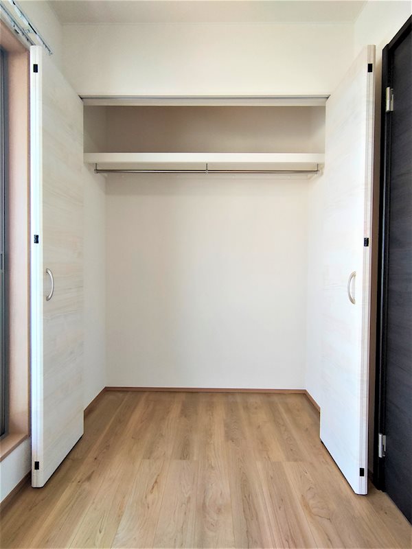 収納　ワイドな収納付き。