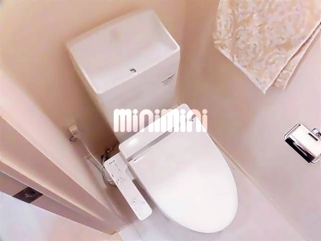 トイレ　温水洗浄便座