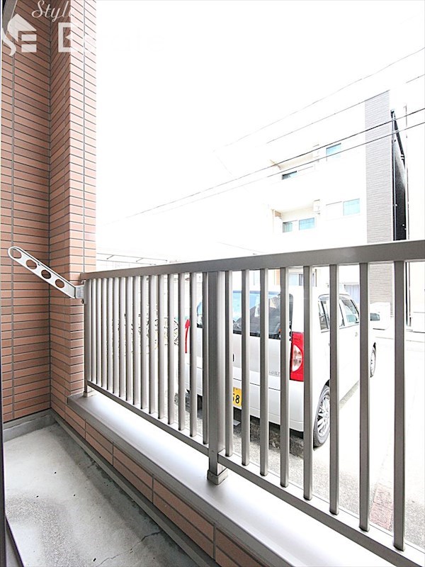 バルコニー　バルコニー