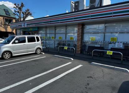 コンビニ　セブンイレブン中野上高田2丁目東店（コンビニ）まで319m