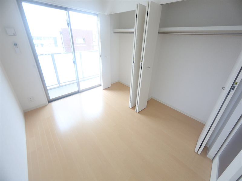 バルコニー　ＬＤＫ10.9帖　エアコン完備　南面バルコニー