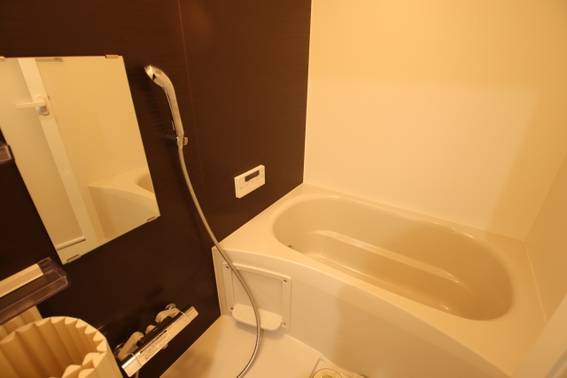 バス・シャワールーム　※別室の参考写真の為、現況優先です。