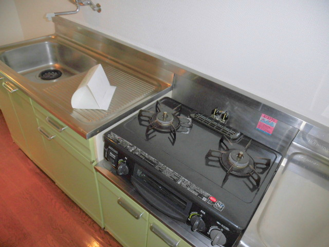 キッチン　他のお部屋の参考写真となります。