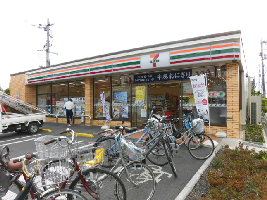 コンビニ　セブンイレブン 世田谷祖師谷5丁目店（コンビニ）まで376m