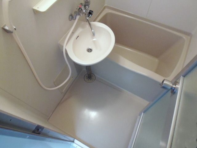 バス・シャワールーム　★バストイレ別のお部屋です★