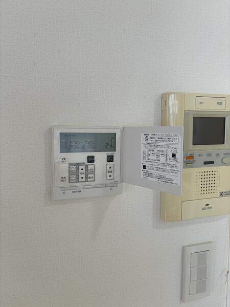 その他　床暖房付き