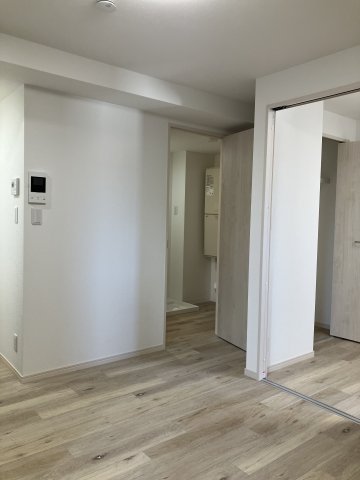 居室・リビング　こちらのリビングで趣味の時間をお楽しみください