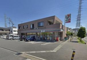 コンビニ　セブンイレブン鳩ケ谷里店（コンビニ）まで262m