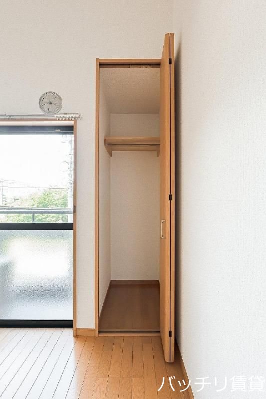 収納　同型タイプの写真となります　現状用優先