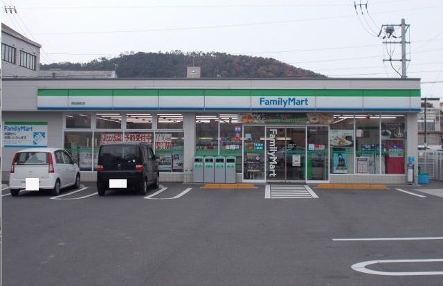 コンビニ　ファミリーマート仏生山店さん（コンビニ）まで750m