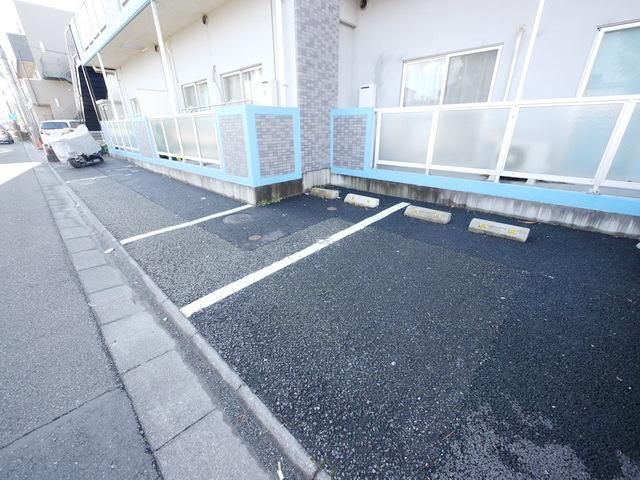 駐車場　★駐車場です★