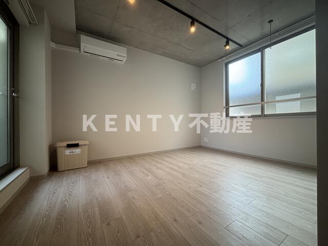 その他部屋・スペース　落ち着いて過ごせるお部屋なので、寝室にいかがでしょうか