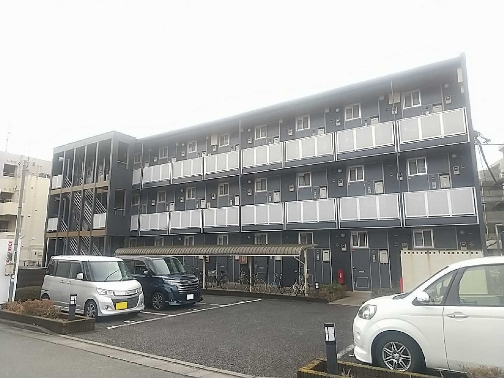 建物外観　２０２３年１０月塗装