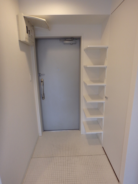 玄関　入った瞬間お洒落です