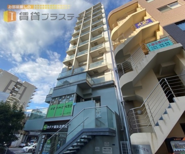 建物外観　駅前のランドマーク的マンション。