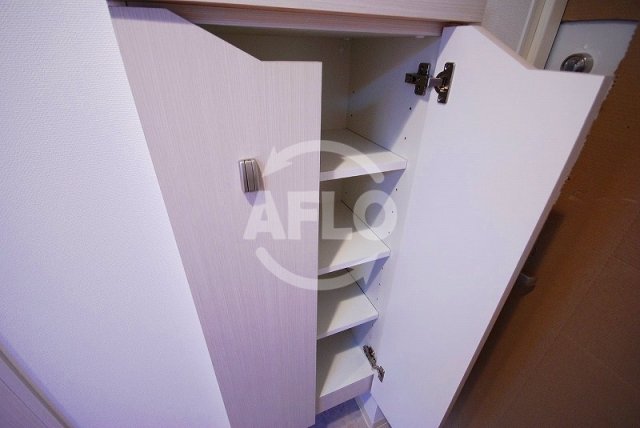 玄関　シューズボックス