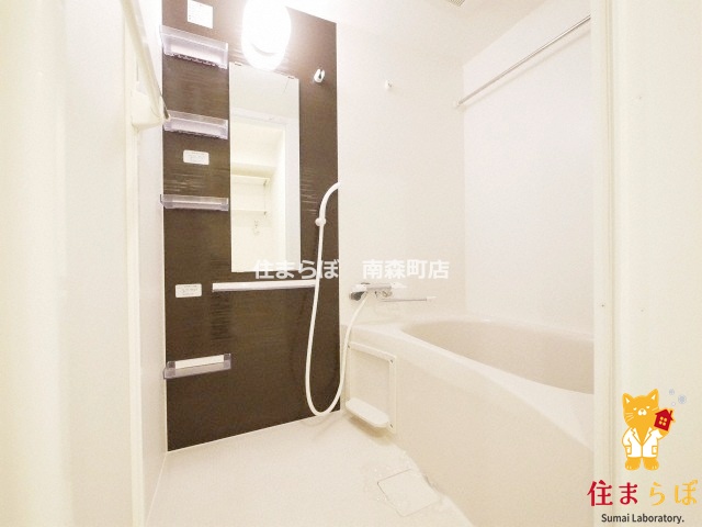 バス・シャワールーム　「見た目じゃなく、心に“しっくりくる”を大切に。」