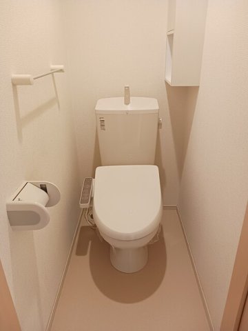 トイレ　シンプルで使いやすいトイレです