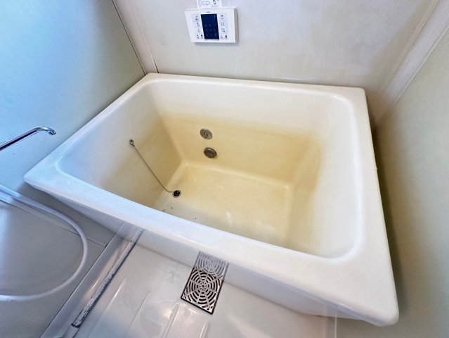 バス・シャワールーム　詳細は、RISUMO江坂本店までお問合せください♪