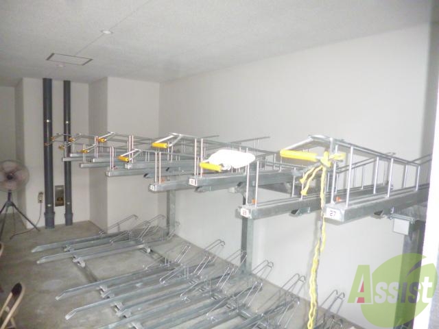 その他共有部分　自転車置けます。