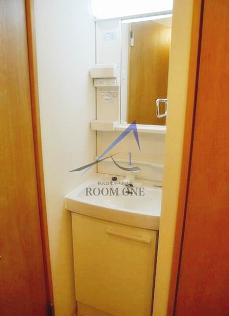 洗面設備　洗面台です。