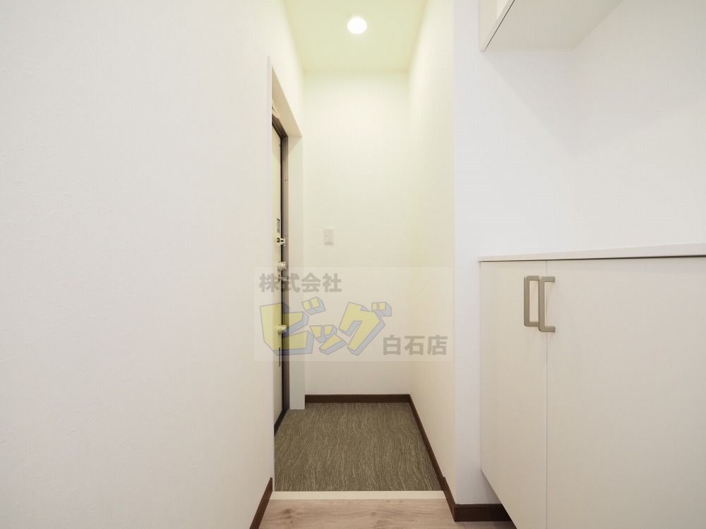 玄関　スッキリとした広々玄関です♪