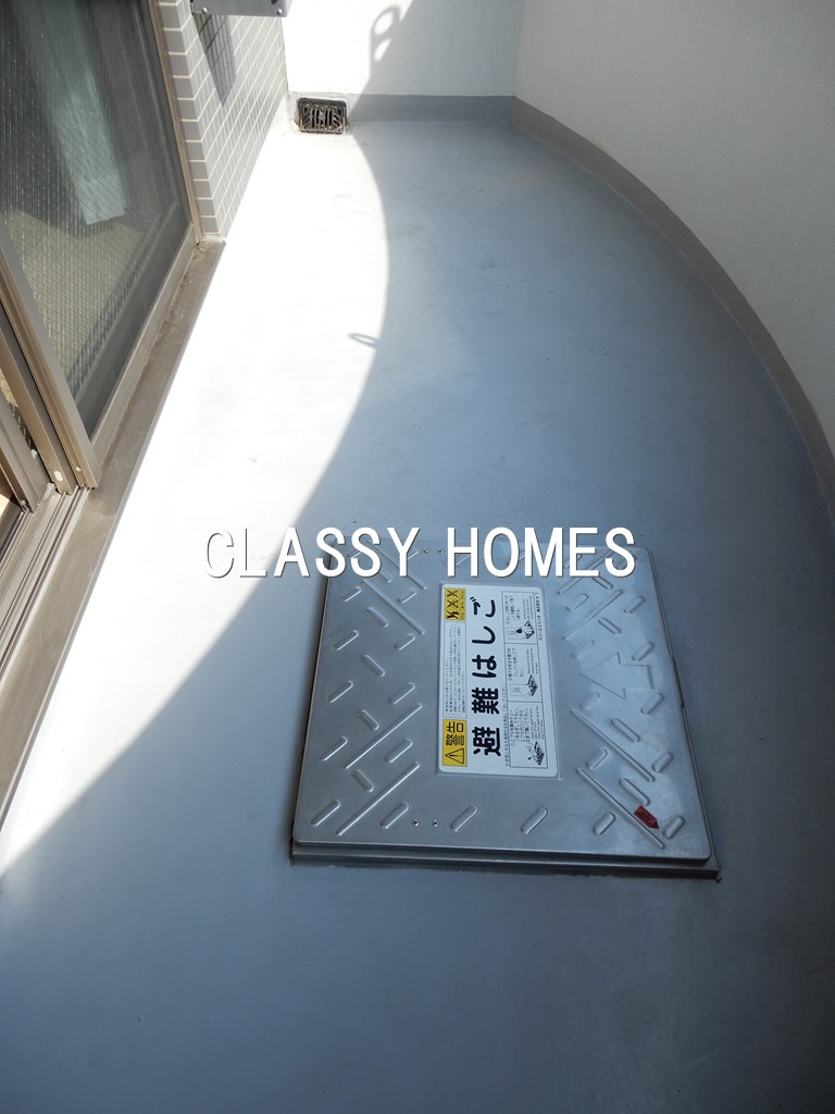 バルコニー　2014年竣工　ファーストA虎ノ門：バルコニー