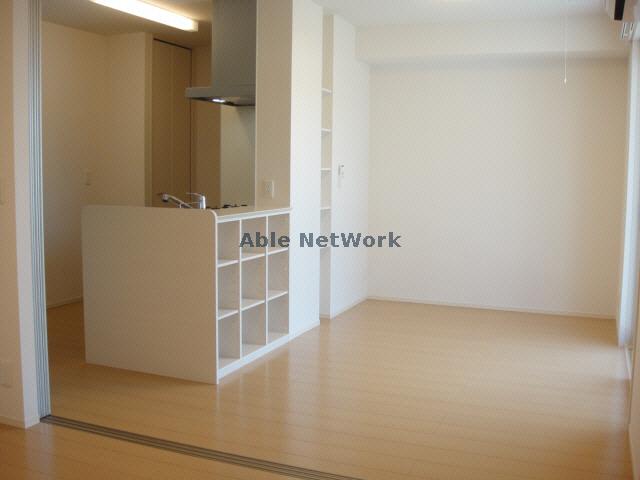 居室・リビング　※同型タイプです。