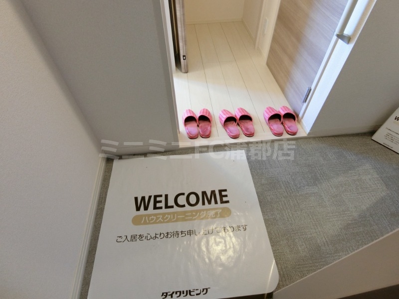 玄関　モデルルーム