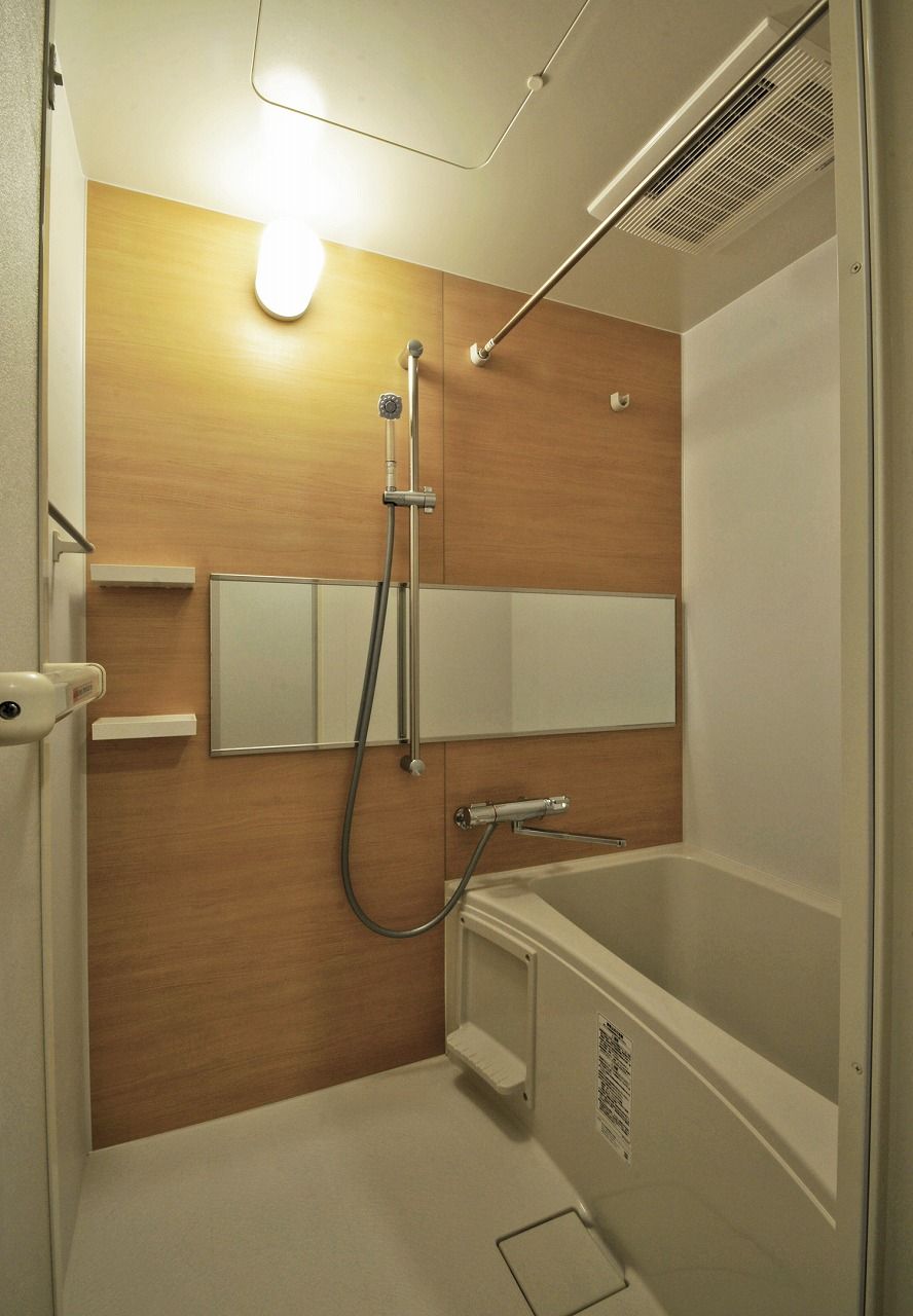 バス・シャワールーム　※別号室の為、現状優先。