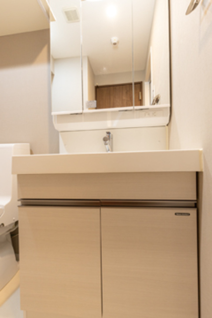 洗面設備　※写真は同タイプ住戸です。