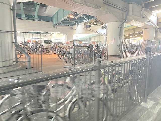 駐車場　新大阪駐輪場