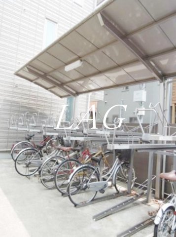 その他共有部分　駐輪場になります。